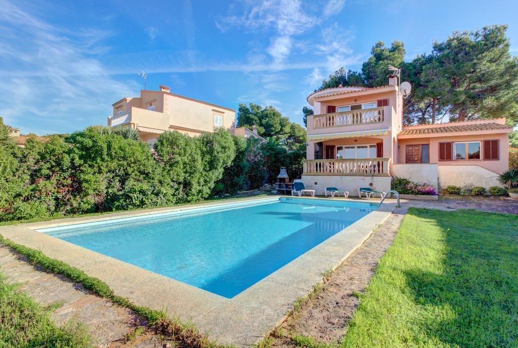 Villa Aquari ยูคมายอร์ ภายนอก รูปภาพ